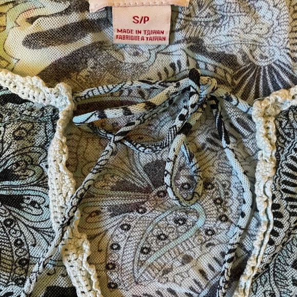 Guess jeans long sleeve mesh halter tee shirt - Picture 3 of 3